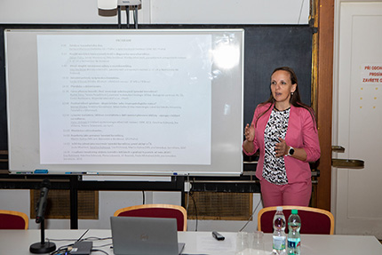 Jednodenní odborná konference (konzultační den) „Bartonelózy aneb NEJEN nemoc z kočičího škrábnutí“